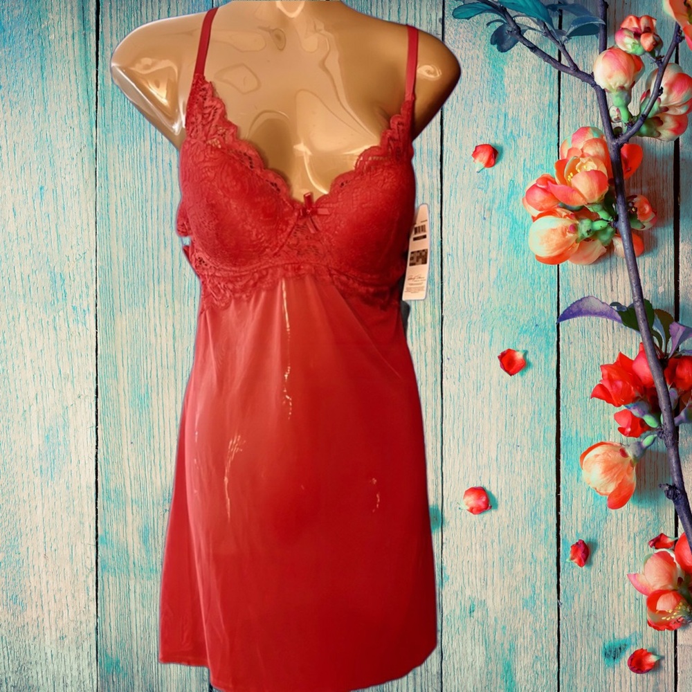 NWT 2pc Marilyn Monroe Red Lingerie Lace Bra Slip & String Bikini Panties L Sexy